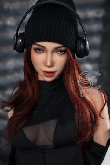 163cm / 5ft4" C-cup Maggie.C(Full silicone)